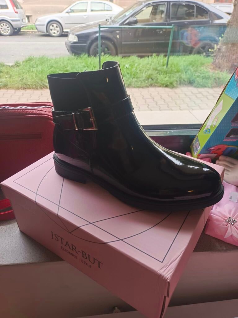 🖤 Dámské kotníkové boty velikost 37