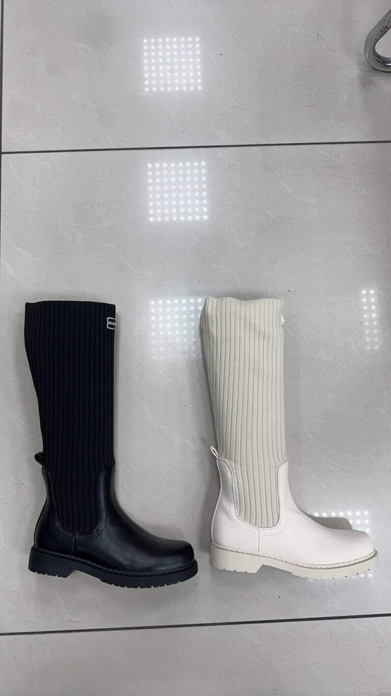 Stylové černé vysoké kozačky 🖤 38